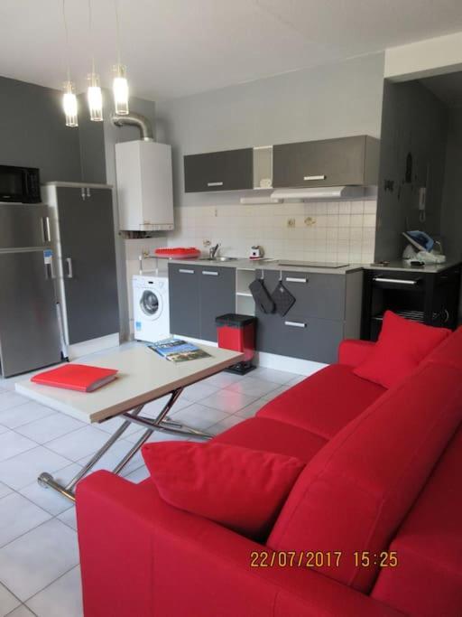 T2 Centre Ville, Wifi, Parking Beziers Exterior photo